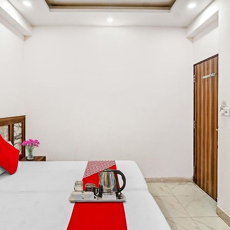 Oyo 88326 Hotel Cloud 9 New Delhi Luaran gambar