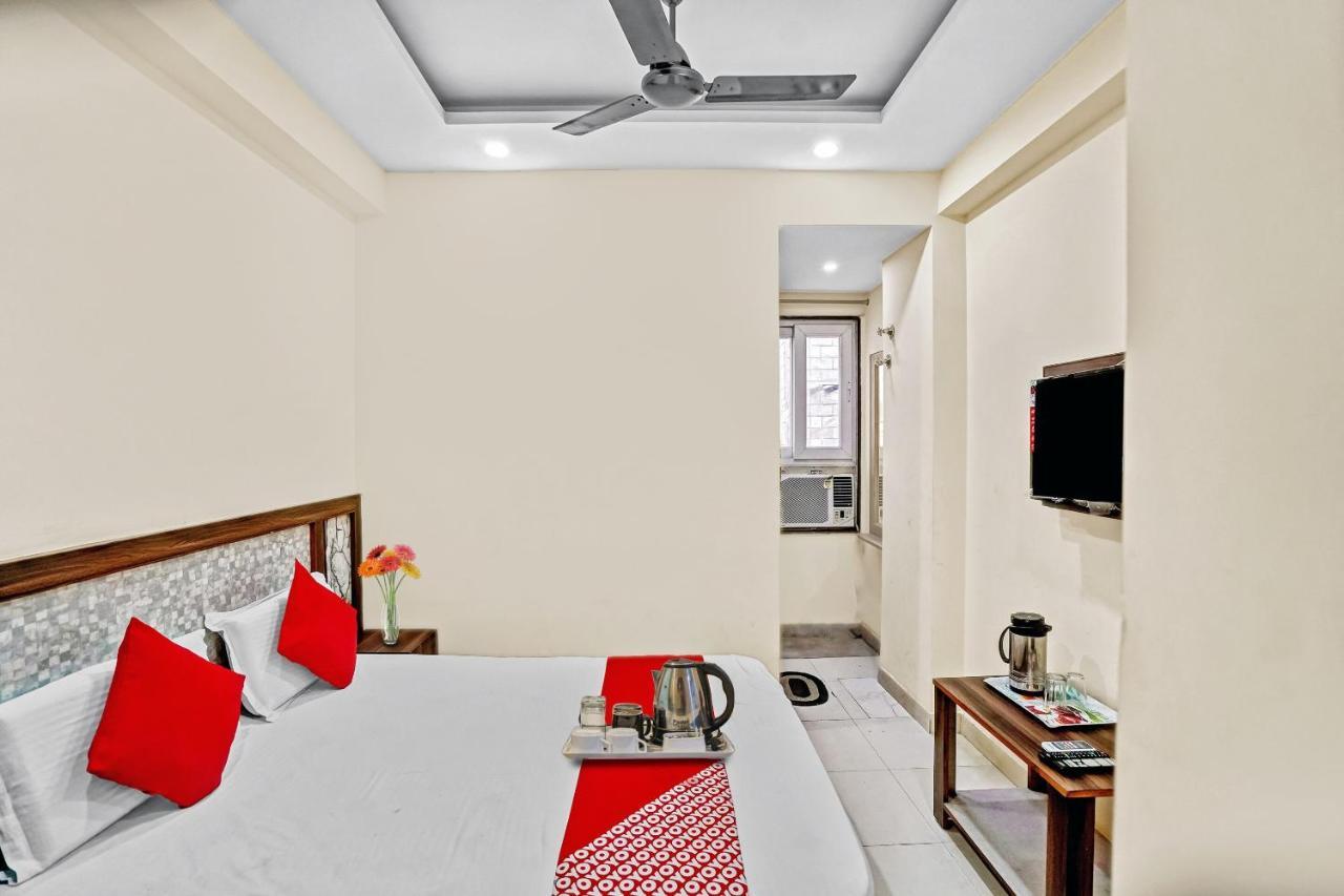 Oyo 88326 Hotel Cloud 9 New Delhi Luaran gambar